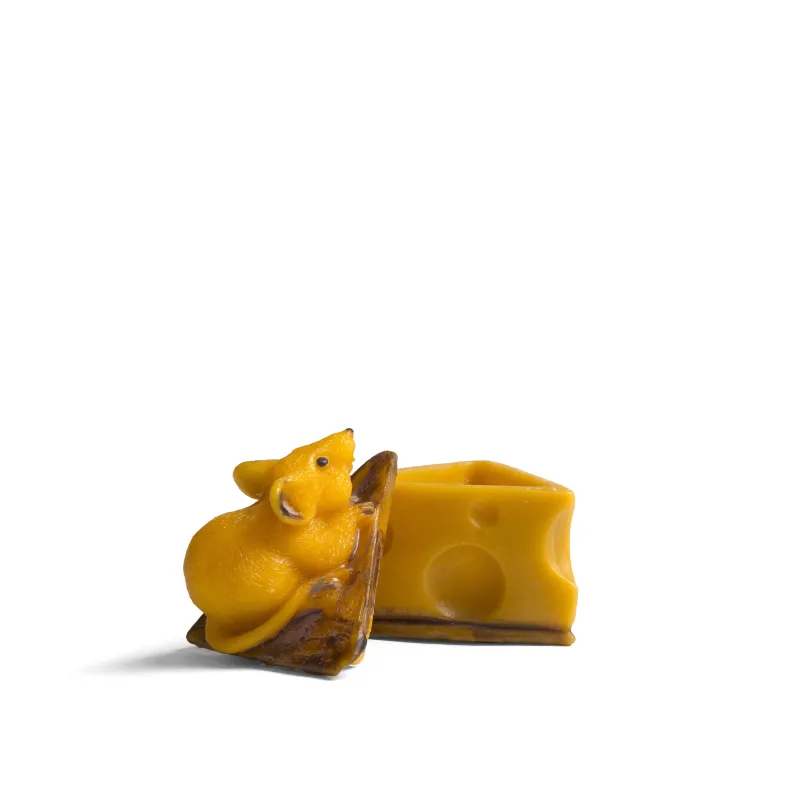 Boite représentant une souris en Cire